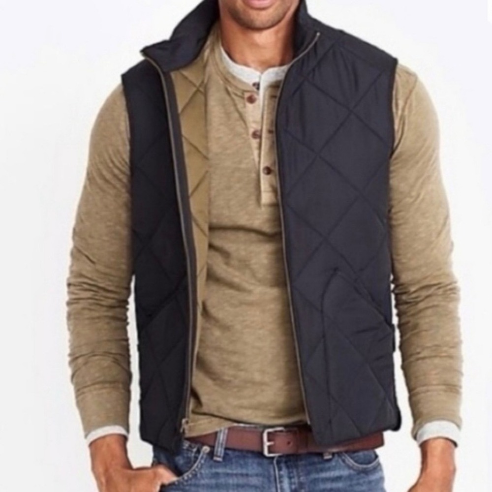 J.Crew Quilted Vest Mens S Full Zip Preppy Gorpcore Hiking Navy Blue Small EUC - Picture 2 of 10
